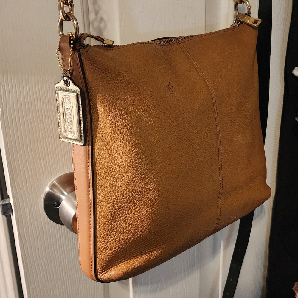 Coach Mae Crossbody Tan Pebbled Leather # F34823 GUC - Picture 3 of 12